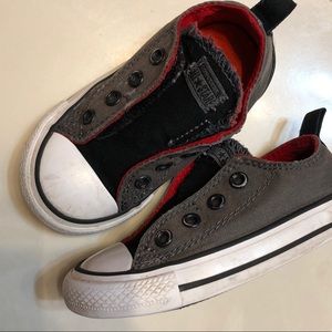 Baby/Toddler sz 6 Velcro converse